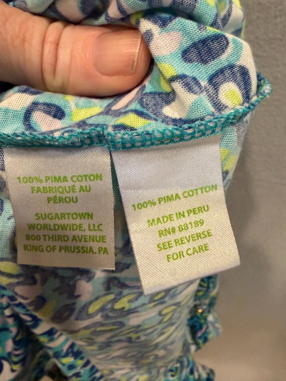 Lilly Pulitzer Printed Pima Cotton Top XS Blue Green Pink Coastal Preppy - Picture 7 of 7